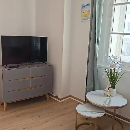 De 50 M2 Avec Cuisine Neuve Terrasse De 40 M2 Apartment Le Portel