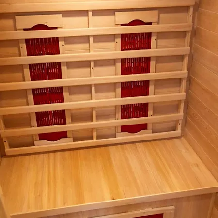 아파트 Sauna Et De 50 M2 Avec Cuisine Neuve Terrasse De 40 M2 *