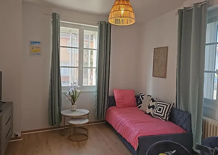 De 50 M2 Avec Cuisine Neuve Terrasse De 40 M2 Appartement