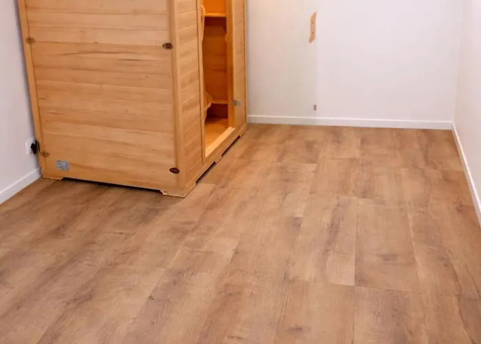 Appartement De 50 M2 Avec Cuisine Neuve Terrasse De 40 M2